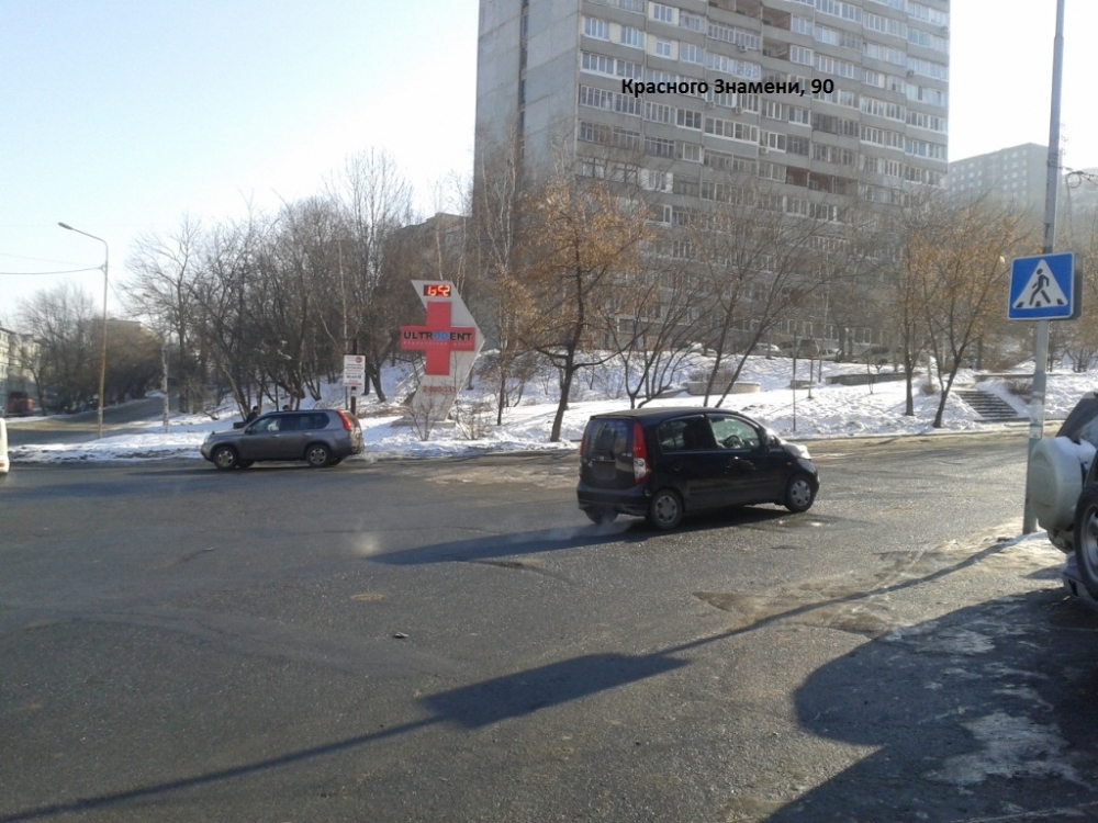 Горожане требуют установить на переходе "лежачего полицейского"