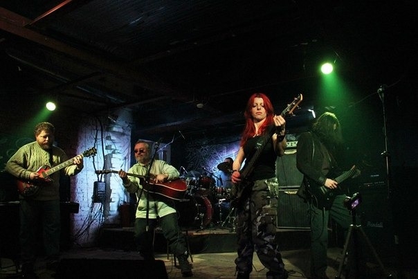 Выступление рок-группы "Инструкция по выживанию"