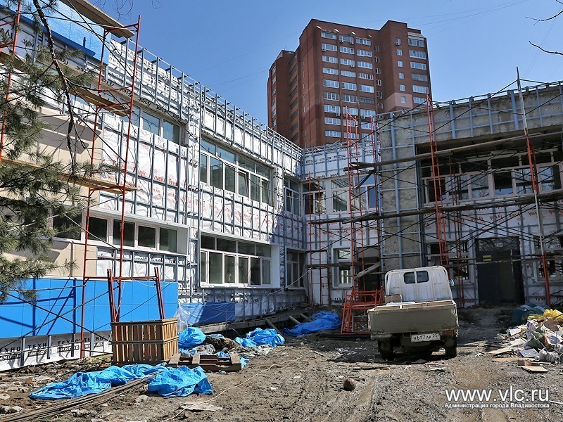 На 60% завершены работы по ремонту фасада