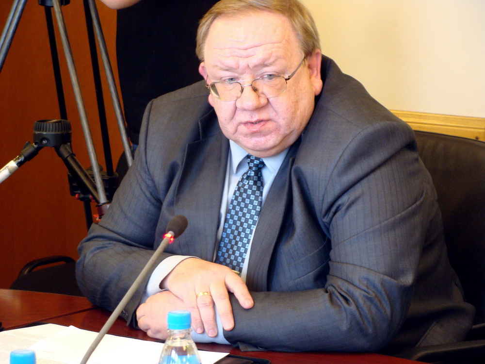 Дмитрий Маслов