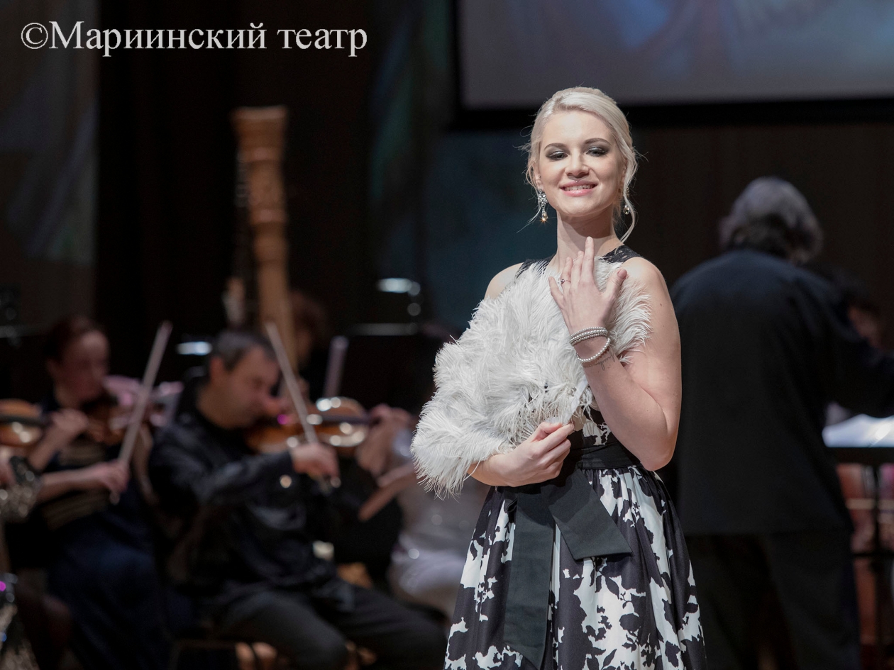 Поет Алина Михайлик. Вечер оперетты