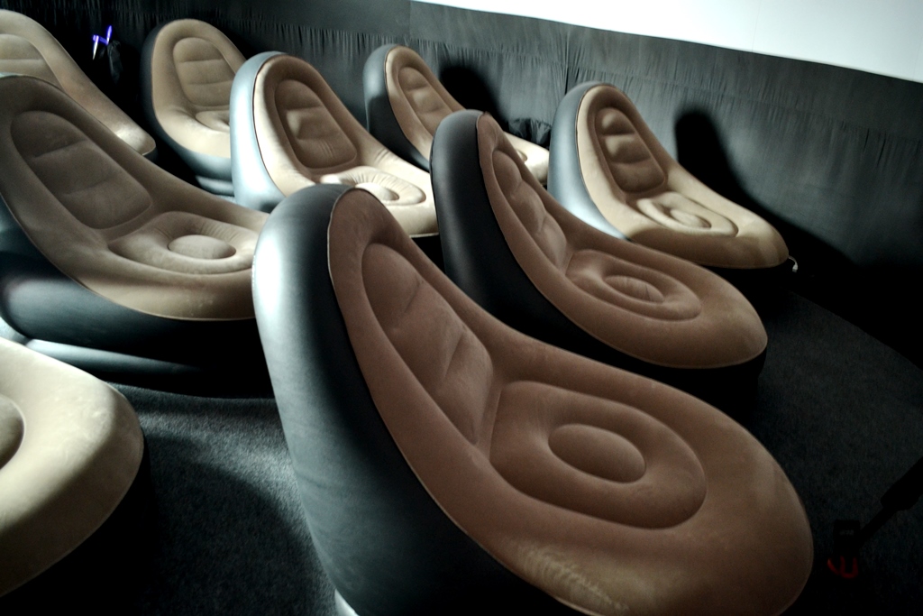 Мягкие кресла , Фото с места события собственное