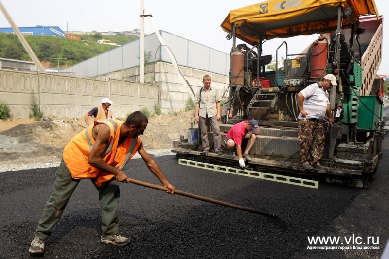 Водителям не придется больше выезжать на Столетие, Фото с места события из других источников