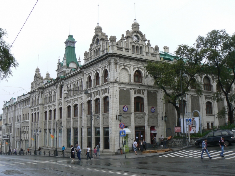ГУМ отмыли от вековой грязи, Фото с места события собственное