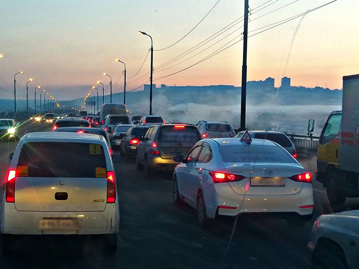 Трасса в районе аэропорта Владивостока перекрыта - PrimaMedia: Лента новостей, 10.09.2023