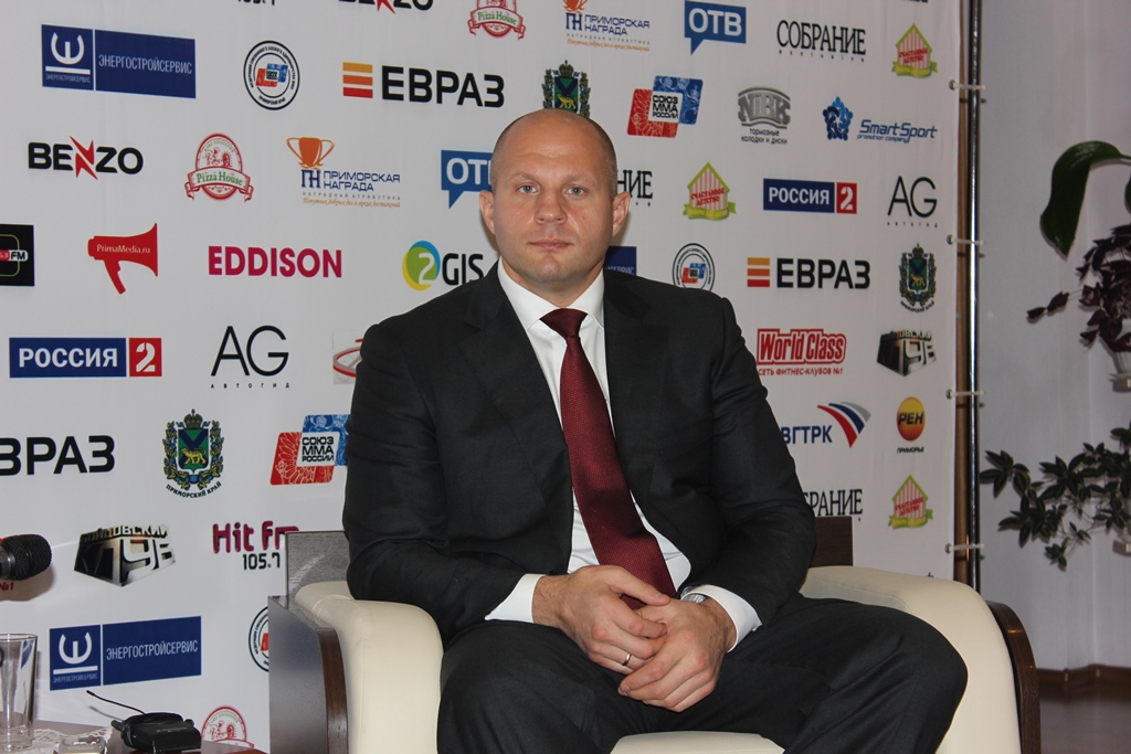 Федор Емельяненко, Фото с места события собственное
