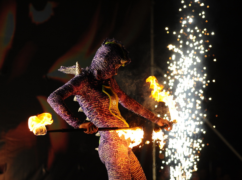 Захватывающая шоу-программа, Фото с места события собственное