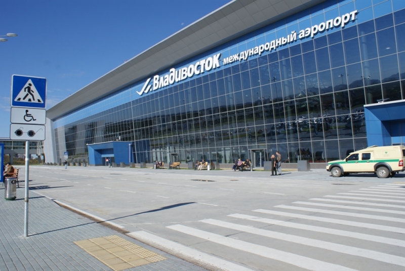 Новый терминал аэропорта Владивостока, Фото с места события собственное