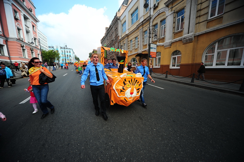 Служебный тигромобиль, Фото с места события собственное