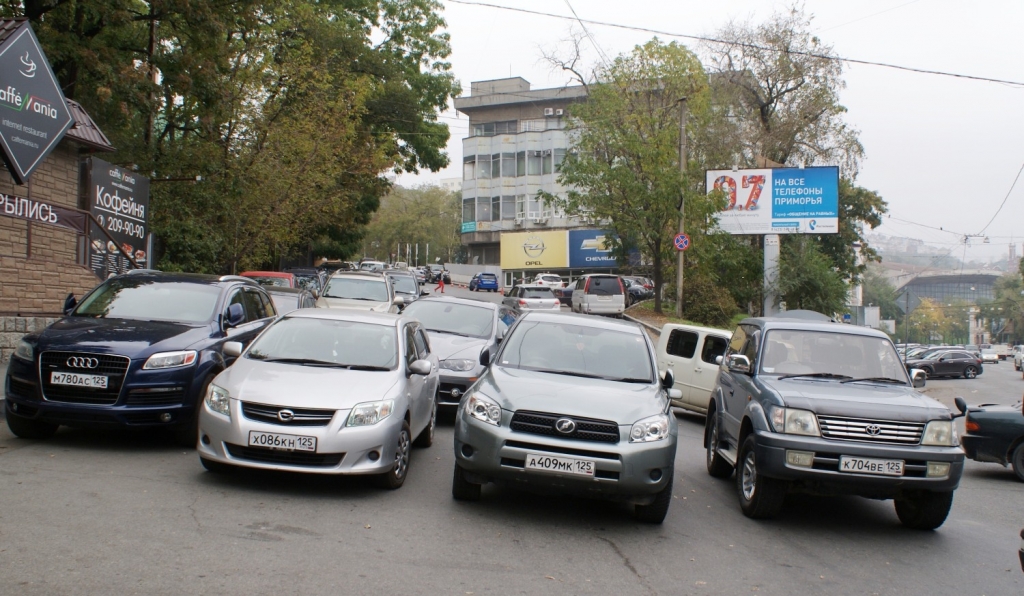 Ул. Светланская, типичная ситуация, Фото с места события собственное