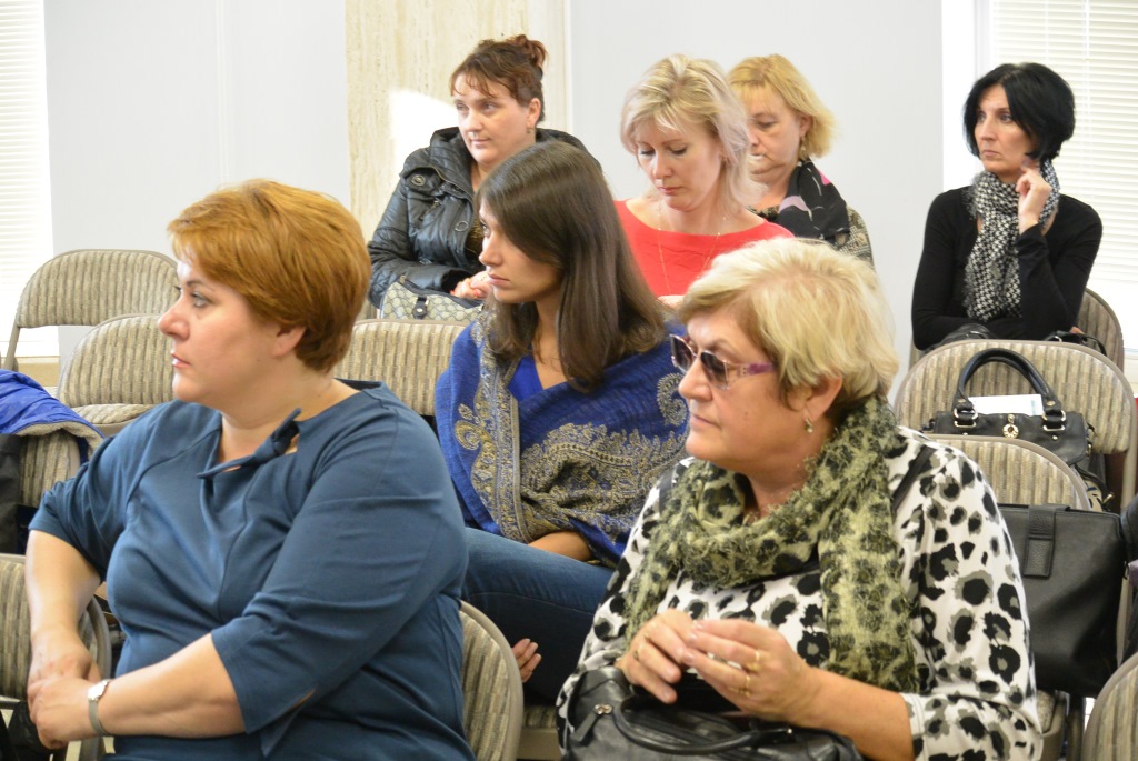 Послушать онколога из Сингапура пришли врачи различных специализаций, Фото с места события собственное