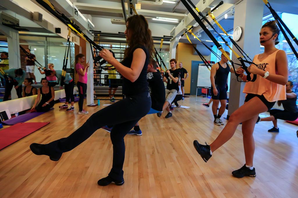 Упражнения, Фото с места события собственное