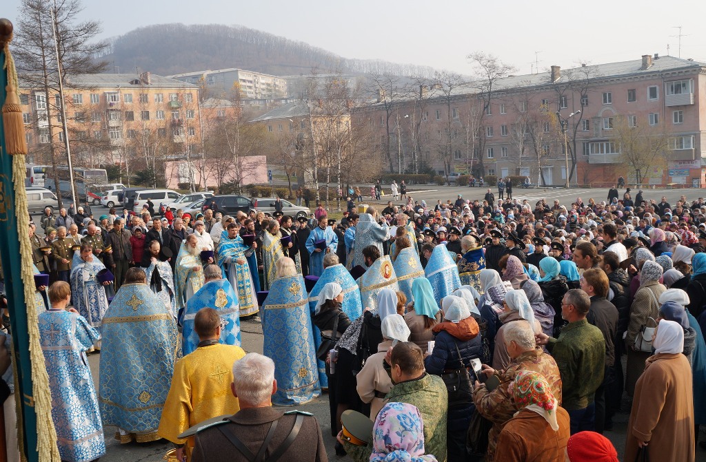 На площади перед МЦК, Фото с места события собственное
