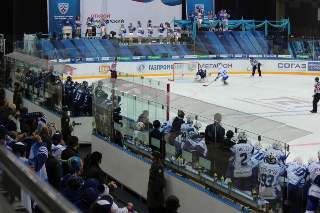 Иванников вышел специально на буллиты и не подвел, Фото с места события собственное