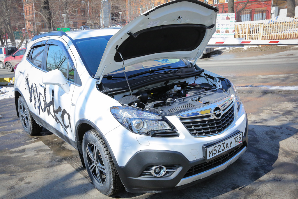 Opel Mokka, Фото с места события собственное