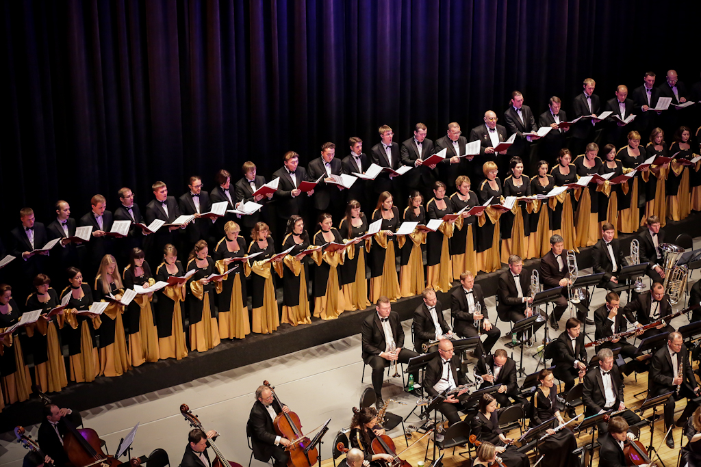 Хор, Фото с места события собственное