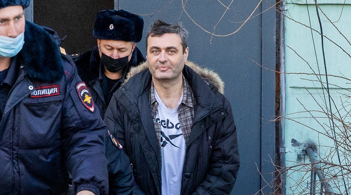 федеральная служба судебных приставов, фссп, суд, Самсонов Артем Анатольевич Илья Аверьянов, ИА PrimaMedia