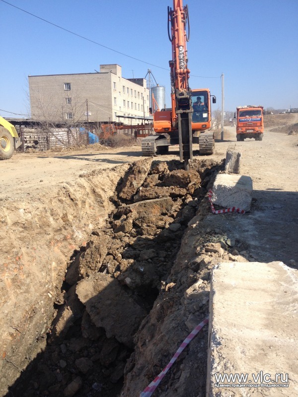 Строительство, Фото с места события из других источников