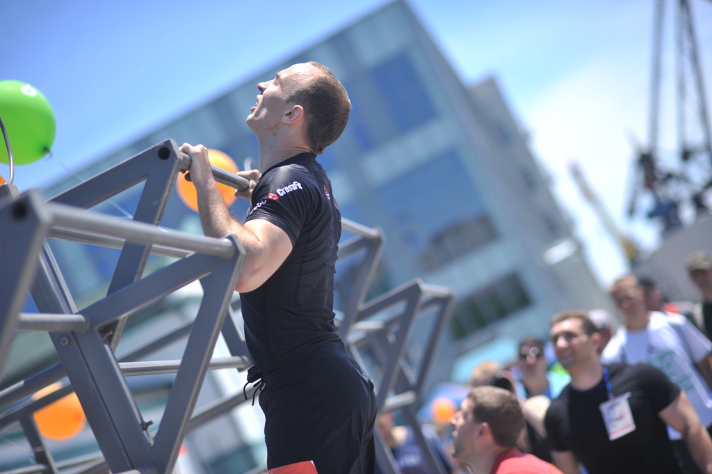 Участник Crossfit игр, Фото с места события из других источников
