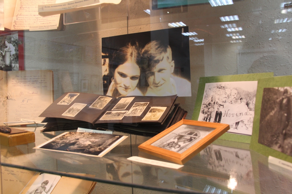 Архив семьи Янковских, Фото с места события собственное