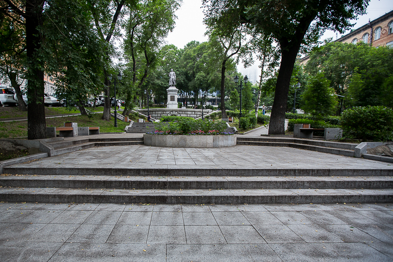 Сквер Театральный, Фото с места события собственное