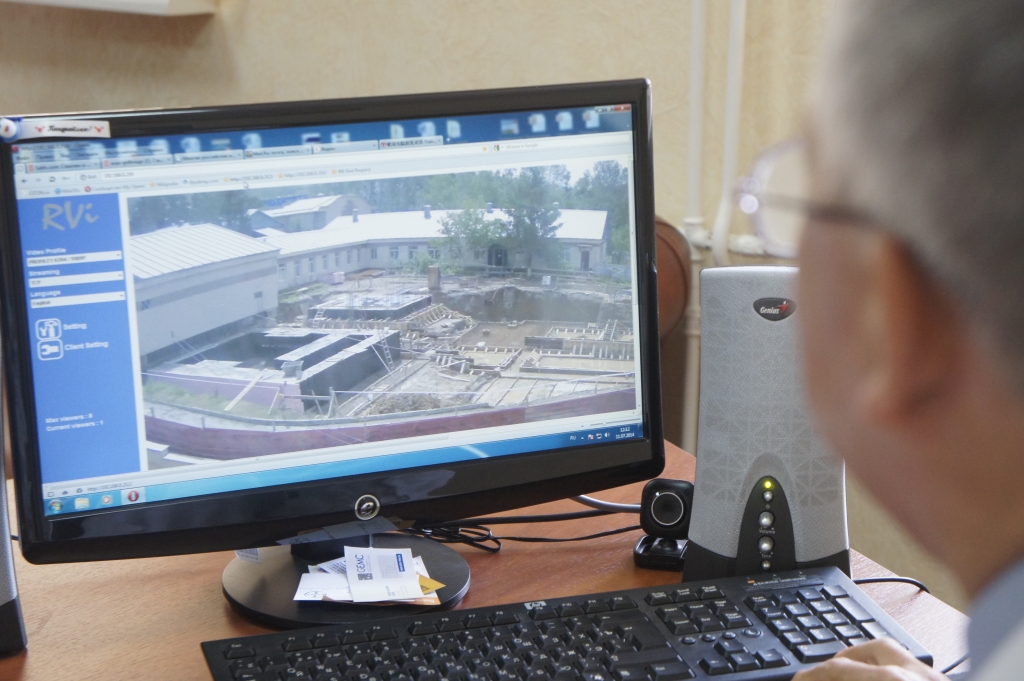 Мониторинг за ходом строительства, Фото с места события собственное