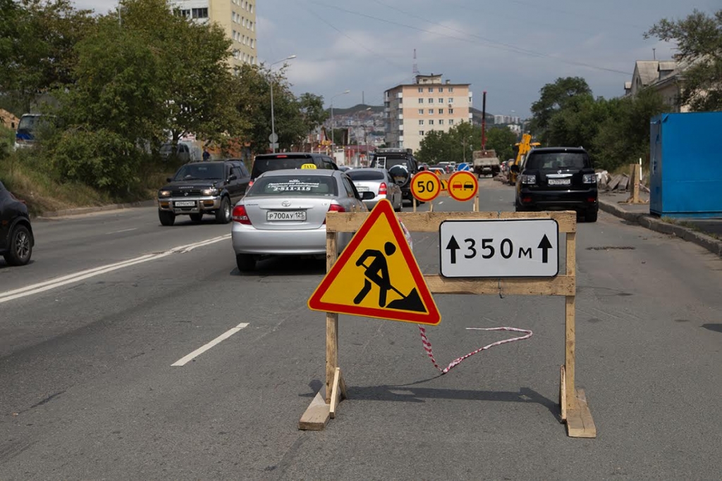 Ремонтные работы на Запорожской, Фото с места события из других источников