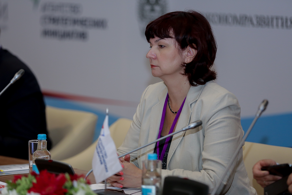 Форум "Опоры России". Марина Шемилина, Фото с места события собственное