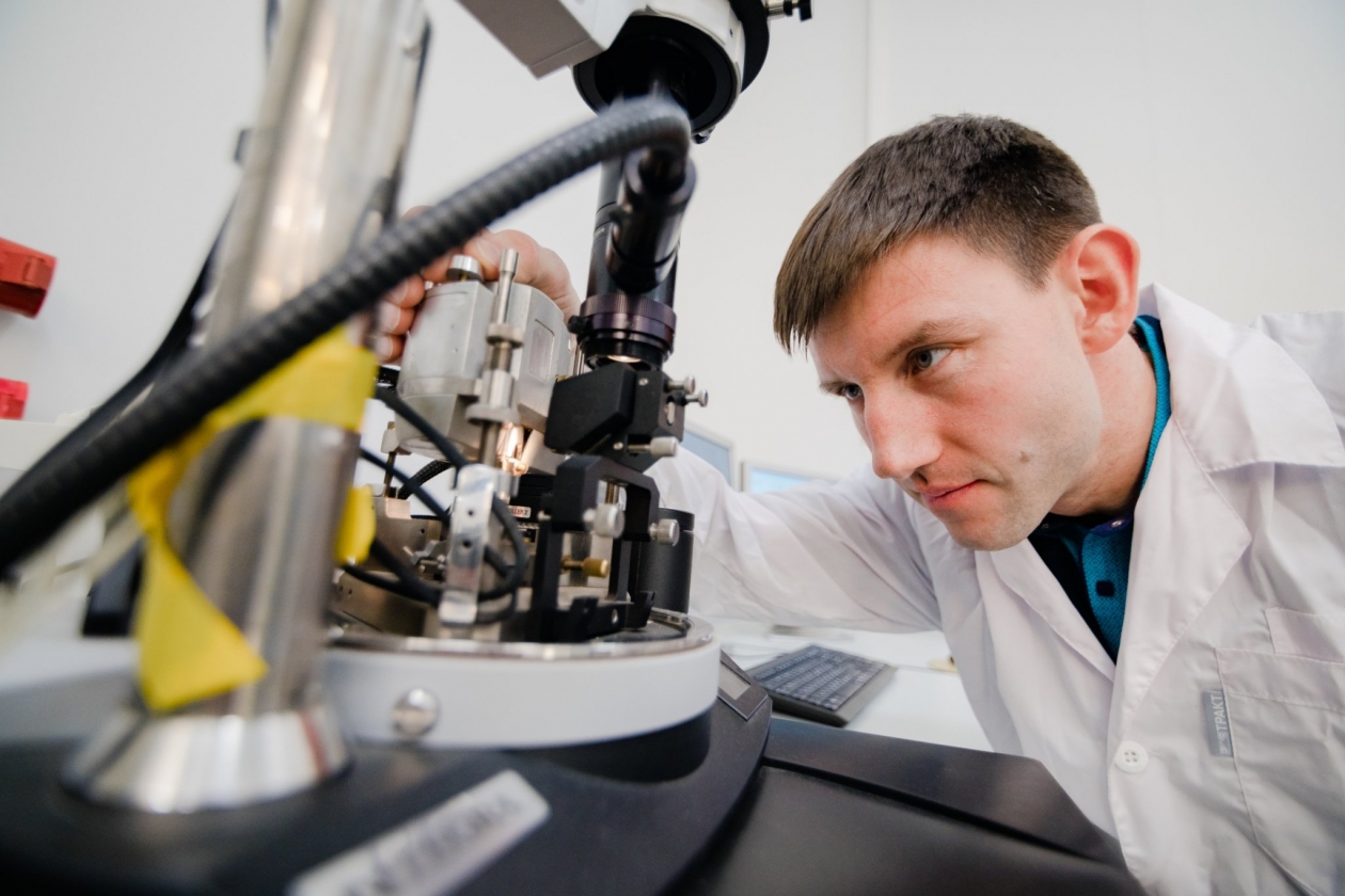 Дальневосточные ученые создали наноматериал для создания квантовых компьютеров пресс-служба ДВФУ