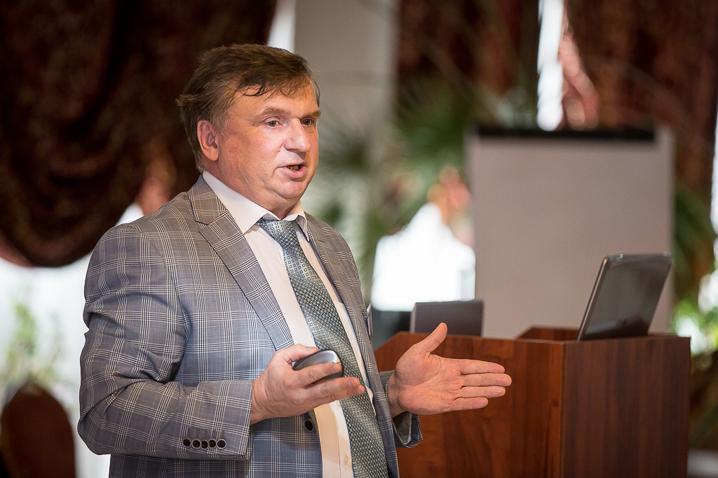 Сергей Смирнов, Фото с места события собственное