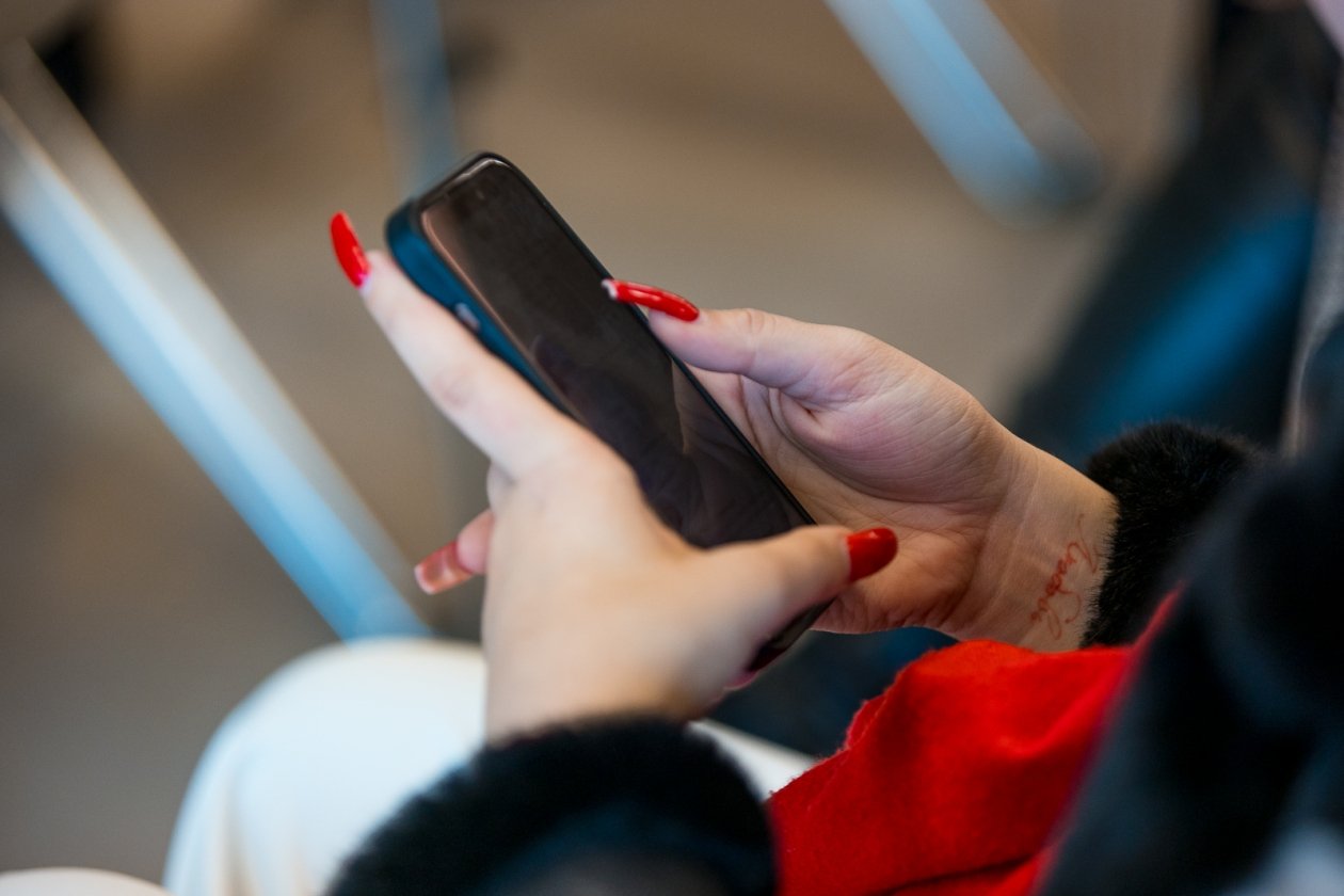 Аферисты под видом известного врача-блогера обманули жительницу Уссурийска - UssurMedia: Лента новостей, 02.03.2026