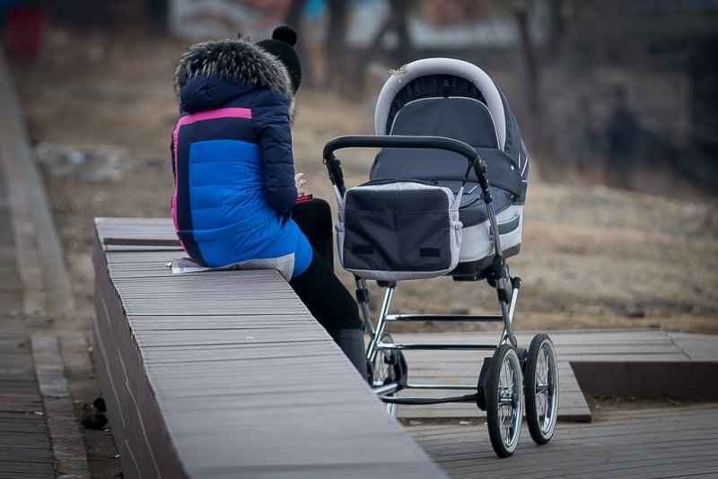 Водитель сбил маму с коляской на пешеходном переходе на Кубани - KrasnodarMedia, 14.03.2026
