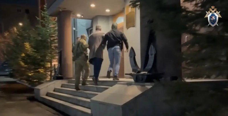 Адвоката из Владивостока задержали за посредничество во взяточничестве на 2 млн рублей пресс-служба Следкома Приморья