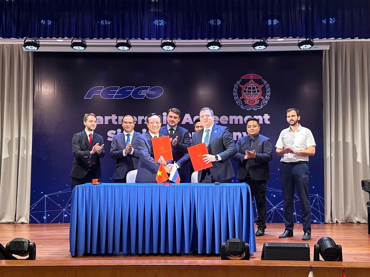 FESCO и Вьетнамский университет договорились о сотрудничестве в сфере подготовки кадров пресс-служба FESCO