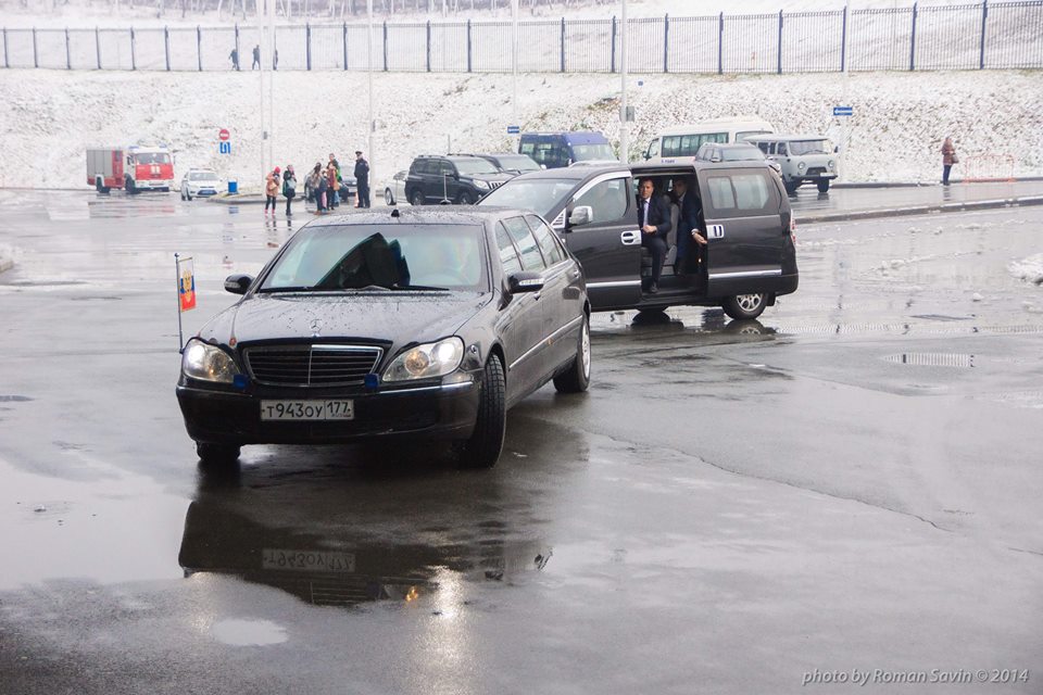 Владимир Путин приехал в ДВФУ, Фото с места события из других источников