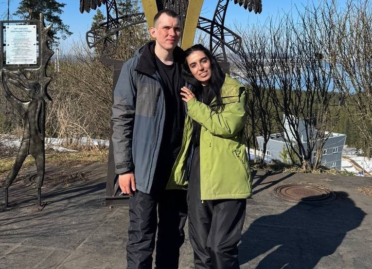 Павел и Тамара телеграм-канал "Пешком через Россию | Москва -" Владивосток" (18+)