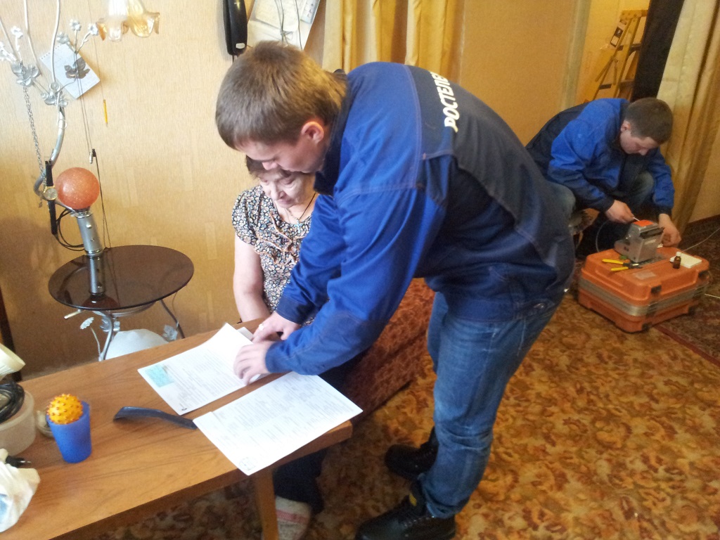 Подписание договора, Фото с места события собственное