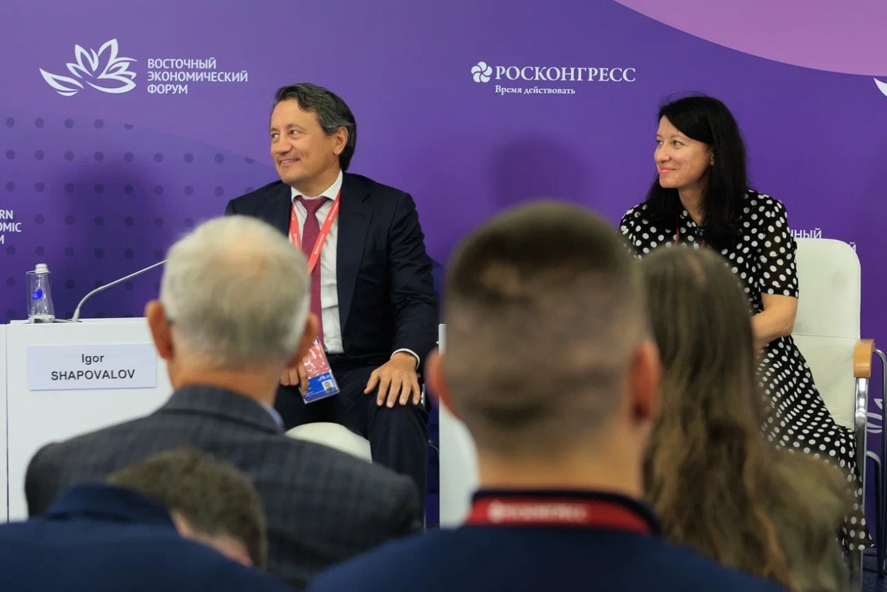 Руководитель ГК "Остов" Игорь Шаповалов и Наталья Ватолкина