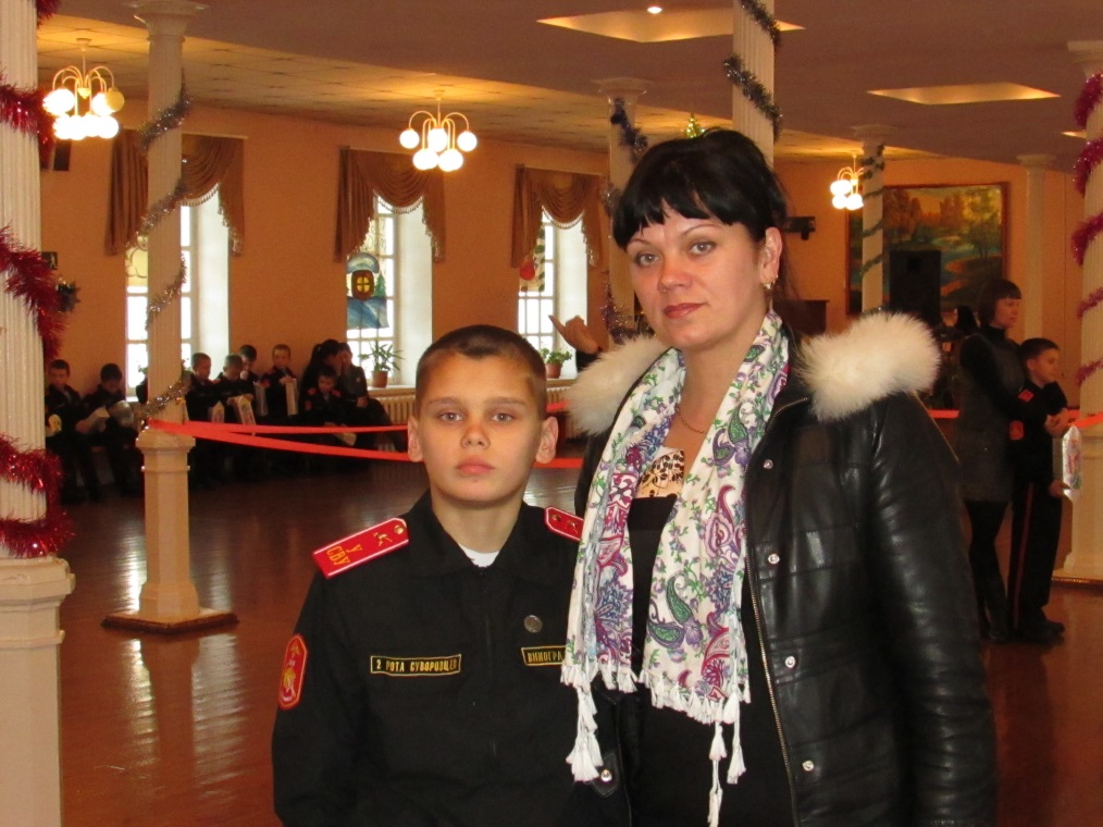 Оксана Виноградова с сыном, Фото с места события собственное