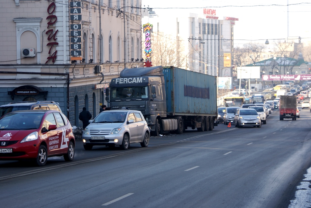 ДТП на Авангарде, Фото с места события собственное