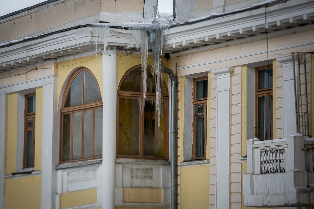 Лед на крыше, Фото с места события собственное