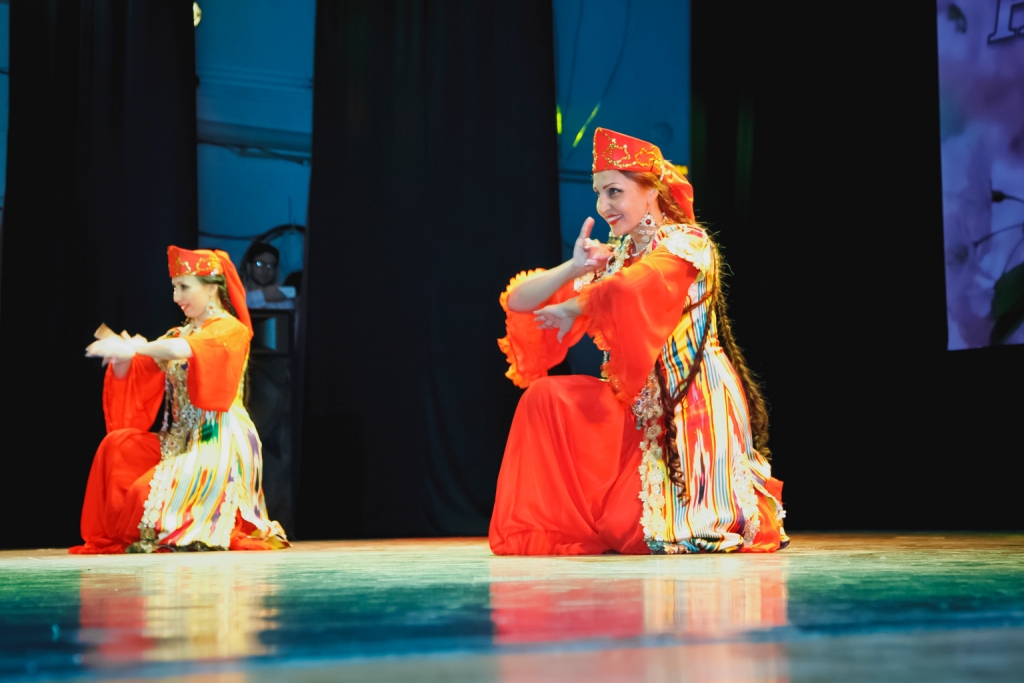 Выступления творческих коллективов, Фото с места события собственное