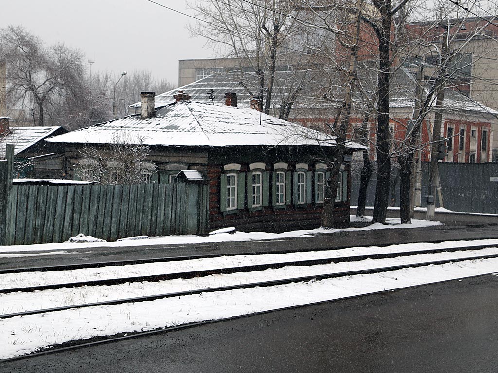 шанхайка магазин в иркутске, на байкальской. бывшие иркутск. бисукевич иркутск 2. снесённые дома иркутск. иркутск сейчас реальное фото.