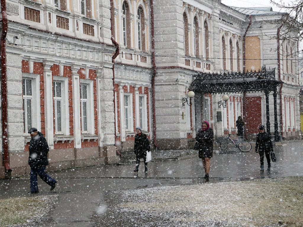 Снегопад в иркутске сегодня фото