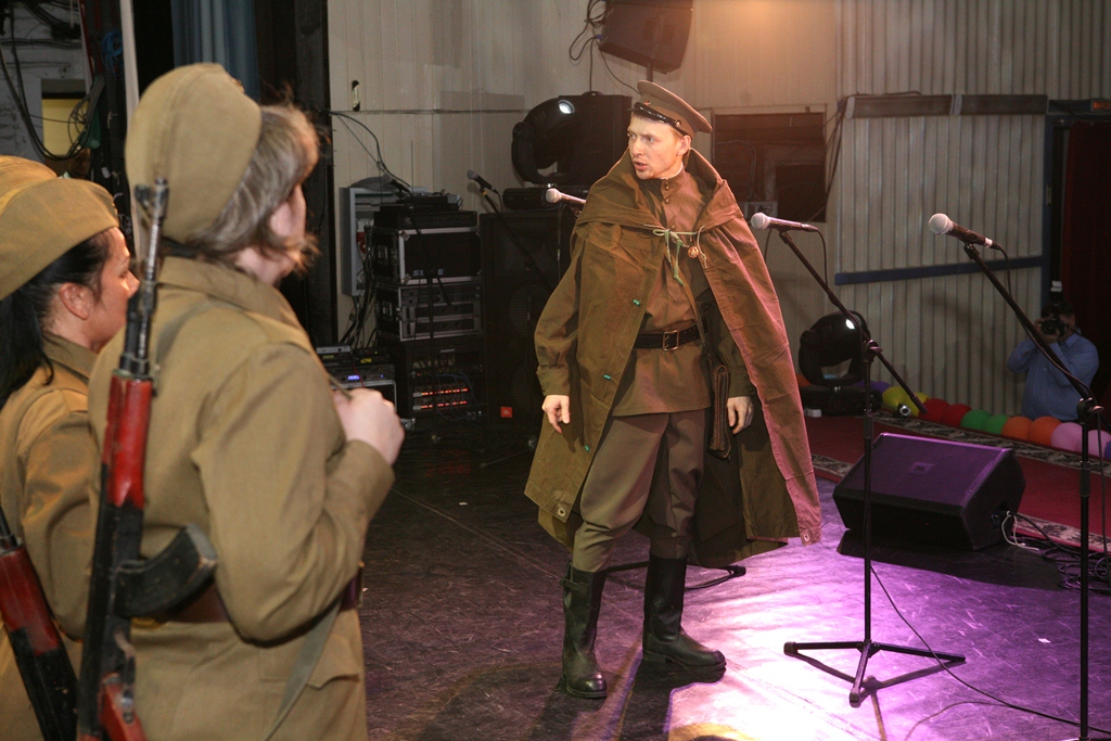 Театрализованная постановка, Фото с места события из других источников