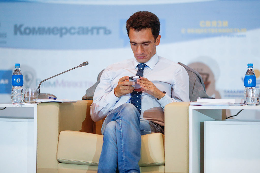 Политолог, доцент департамента политических наук НИУ ВШЭ Александр Кынев