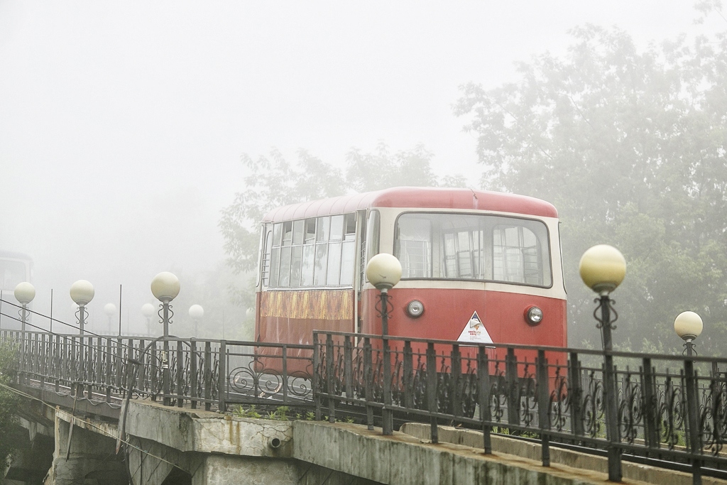 Фуникулер в тумане