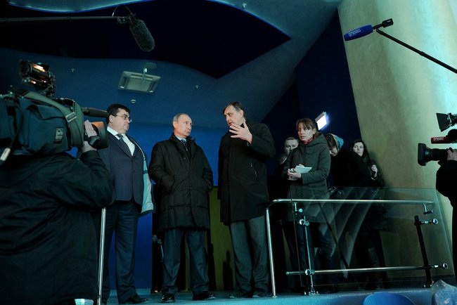 Владимир Путин посетил Приморский океанариум. 2014