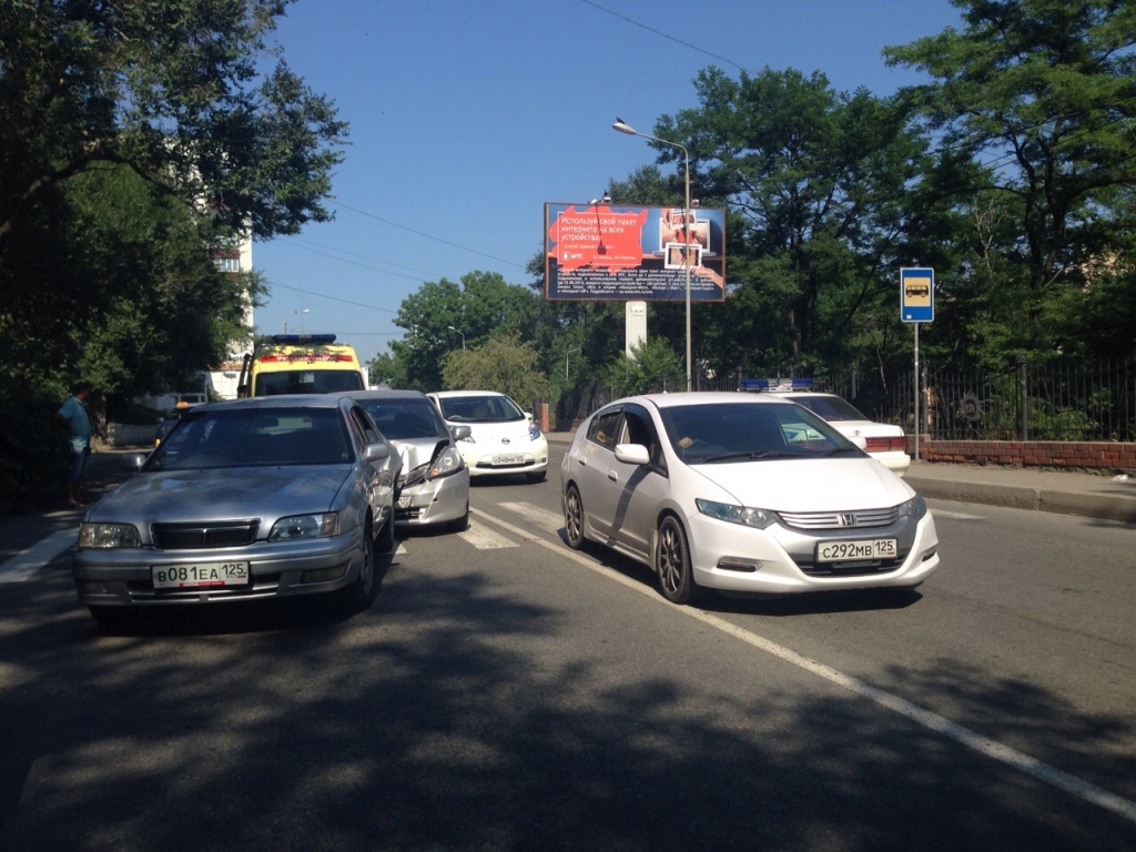 ДТП двух автомобилей блокировало движение на Эгершельде