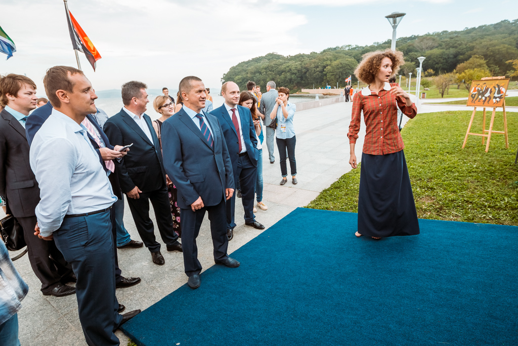 Делегация на выставке